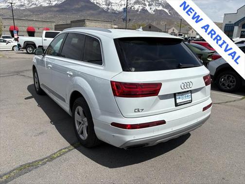 2019 Audi Q7 45 Premium Plus