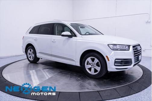2019 Audi Q7 45 Premium Plus