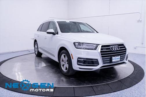 2019 Audi Q7 45 Premium Plus