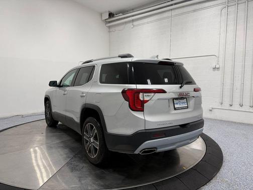 2020 GMC Acadia AWD SLT