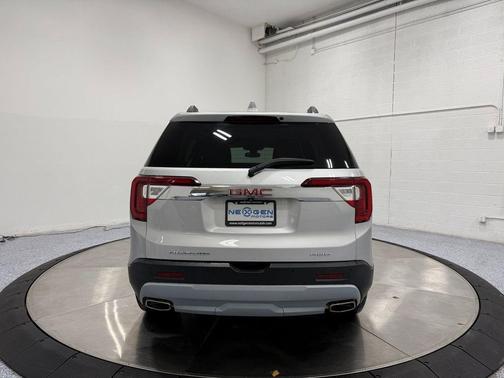 2020 GMC Acadia AWD SLT