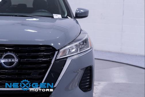 2022 Nissan Kicks SV