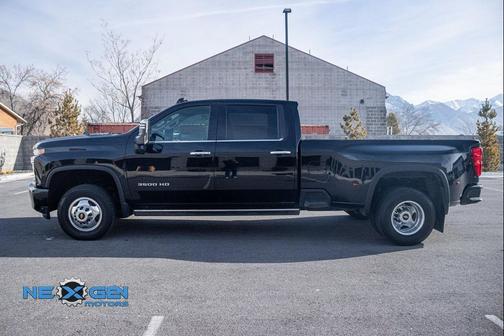 2022 Chevrolet Silverado 3500 High Country