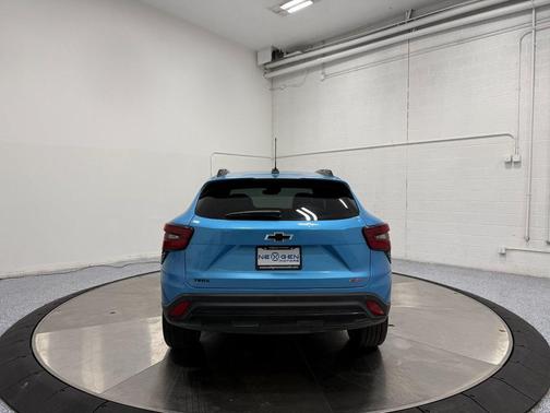 2025 Chevrolet Trax FWD 2RS