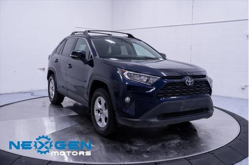 2020 Toyota RAV4 XLE