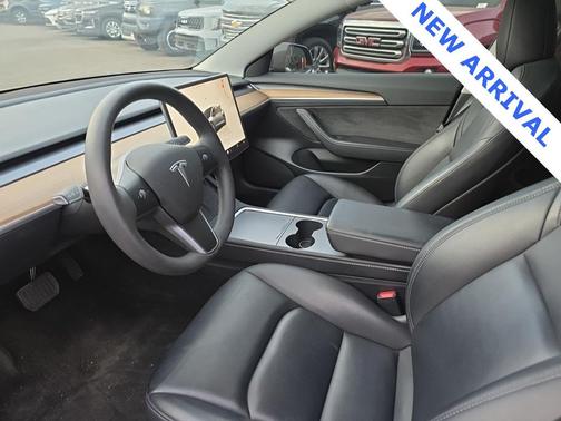 2023 Tesla Model 3 Standard Range