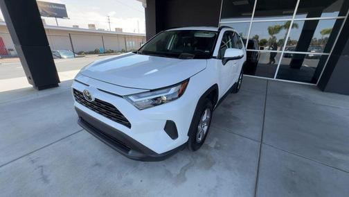 Ice 2025 Toyota RAV4 XLE