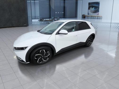 White 2024 Hyundai IONIQ 5 SEL