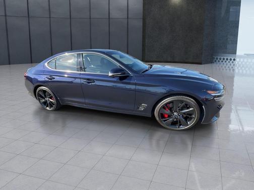 2023 Genesis G70 3.3T
