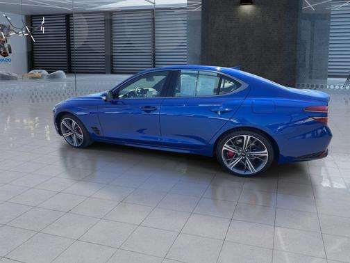 2025 Genesis G70 3.3T Sport Advanced