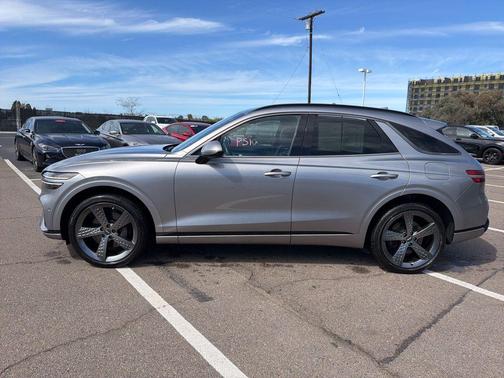 2023 Genesis GV70 2.5T