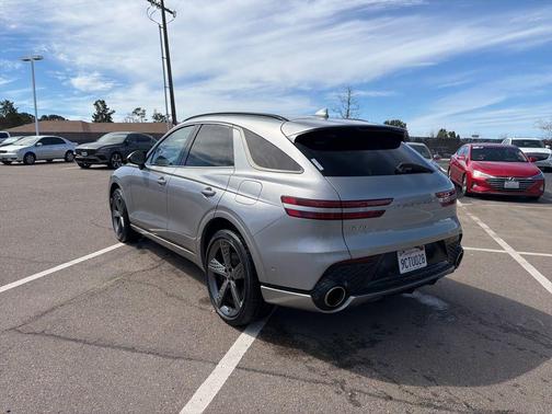 2023 Genesis GV70 2.5T