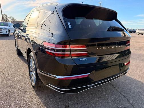 2025 Genesis GV80 2.5T