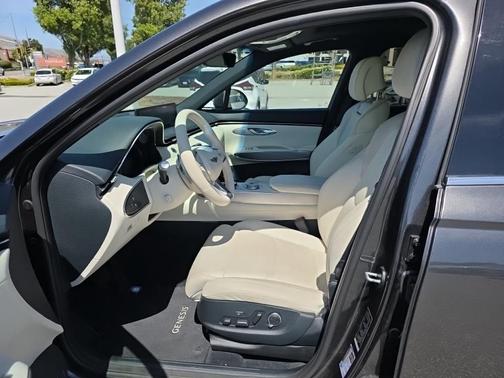 Makalu Gray 2023 Genesis Electrified GV70 Advanced
