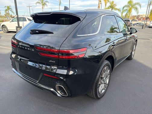 2025 Genesis GV70 2.5T