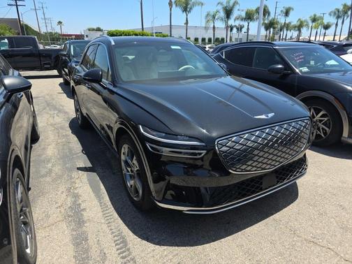 Vik Black 2023 Genesis Electrified GV70 Advanced