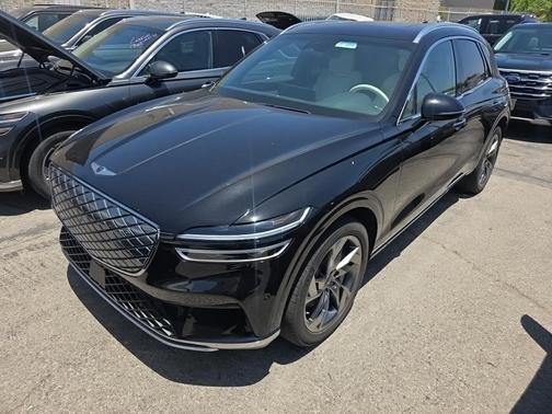 Vik Black 2023 Genesis Electrified GV70 Advanced