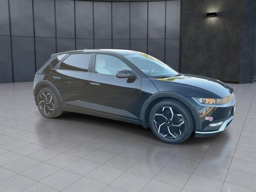 Black 2023 Hyundai IONIQ 5 SEL