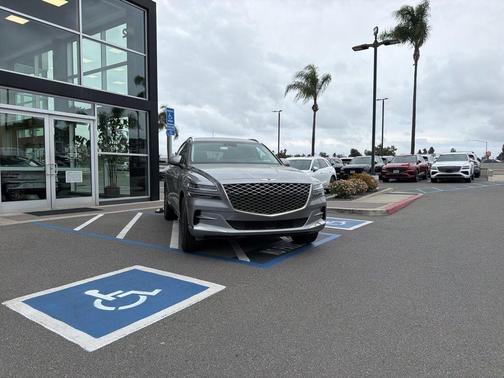 2024 Genesis GV80 2.5T