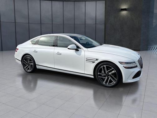 2025 Genesis G80 2.5T