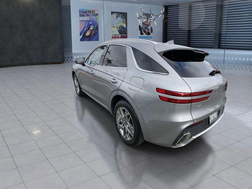 Savile Silver 2023 Genesis GV70 2.5T