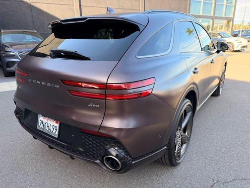 2023 Genesis GV70 2.5T