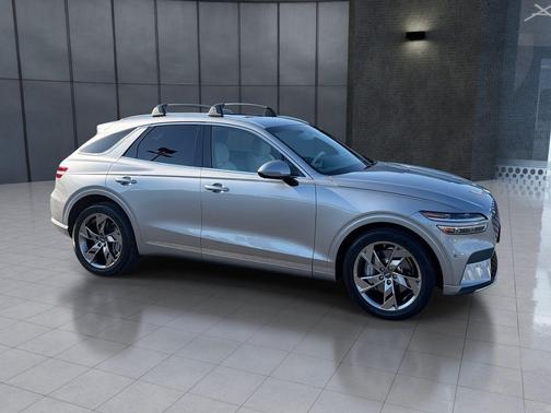 Savile Silver 2024 Genesis Electrified GV70 Advanced