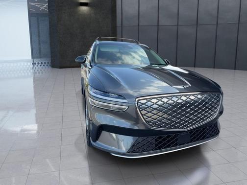 Makalu Gray 2025 Genesis Electrified GV70 Advanced
