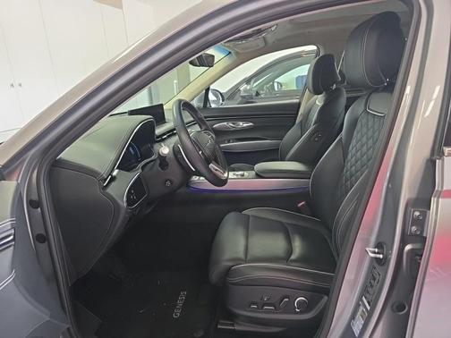 Savile Silver 2023 Genesis Electrified GV70 Advanced