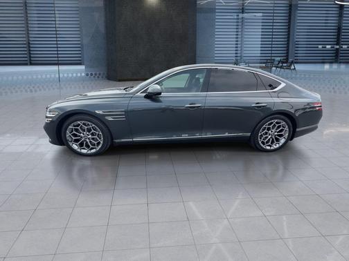 2023 Genesis G80 2.5T