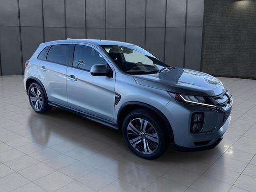 Alloy Silver Metallic 2025 Mitsubishi Outlander Sport 2.0 ES