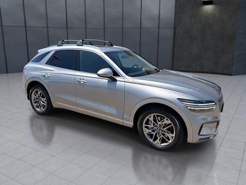 Savile Silver 2023 Genesis GV70 2.5T