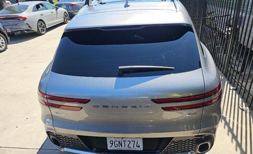 Savile Silver 2023 Genesis GV70 2.5T