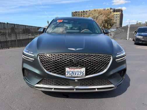 2023 Genesis GV70 2.5T