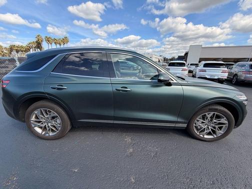 2023 Genesis GV70 2.5T
