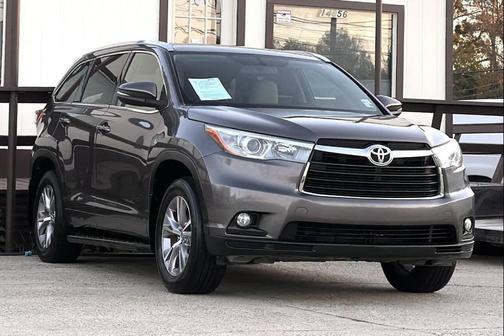 Predawn Gray Mica 2015 Toyota Highlander XLE