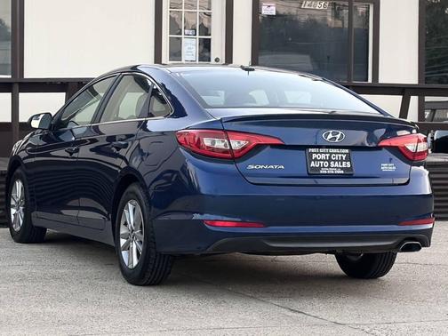 2016 Hyundai SONATA SE