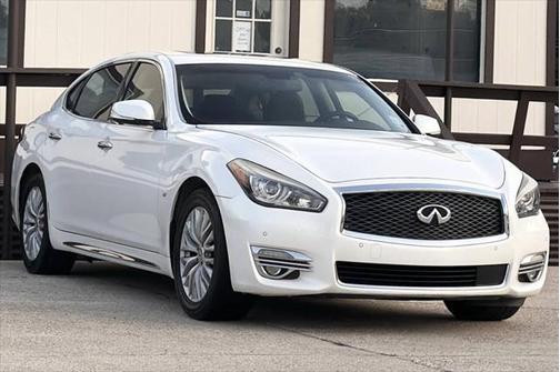 2015 INFINITI Q70L 3.7 4dr Sedan