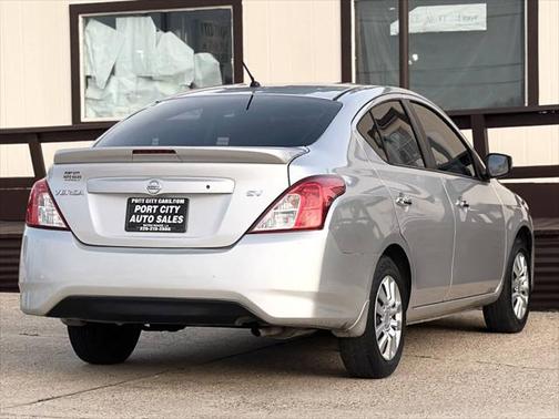 2018 Nissan Versa 1.6 SV