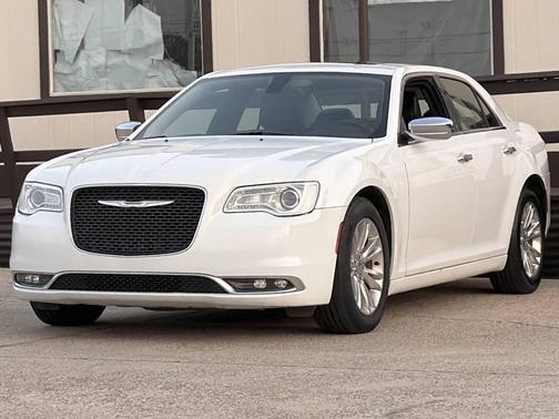 2016 Chrysler 300 S