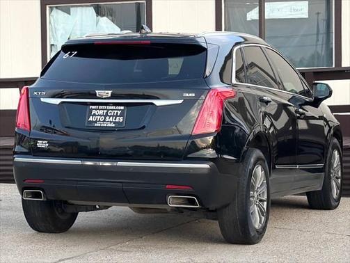 2017 Cadillac XT5 Luxury