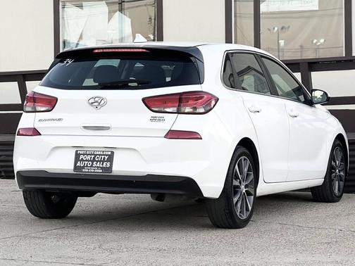 2018 Hyundai Elantra GT Base