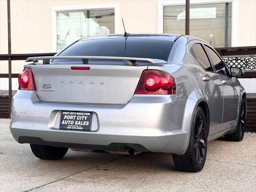2013 Dodge Avenger SXT 4dr Sedan