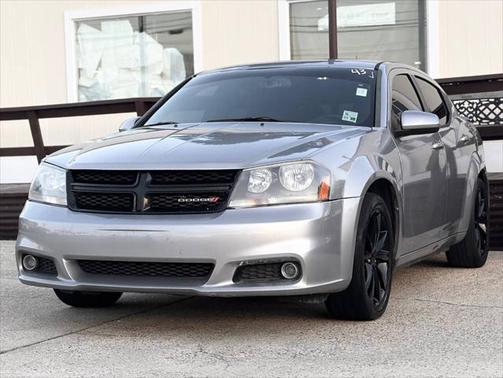 2013 Dodge Avenger SXT 4dr Sedan