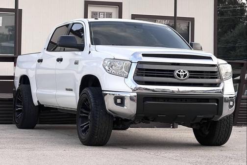 2014 Toyota Tundra SR5