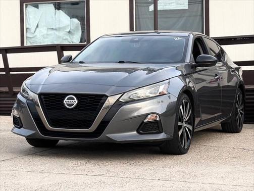 2020 Nissan Altima SR FWD