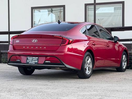 2021 Hyundai SONATA SE