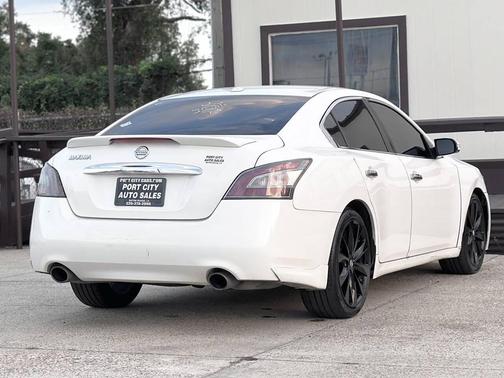 2012 Nissan Maxima SV