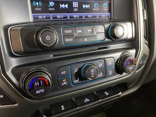 2017 Chevrolet Silverado 1500 2LT