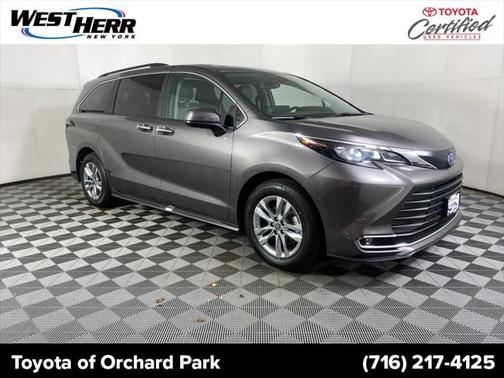2024 Toyota Sienna XLE 7 Passenger
